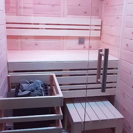 Am Fluss. Baubiologisch Renoviert. Casa de Férias *