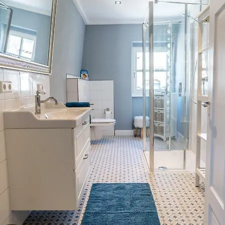 Am Fluss. Baubiologisch Renoviert. Casa de Férias