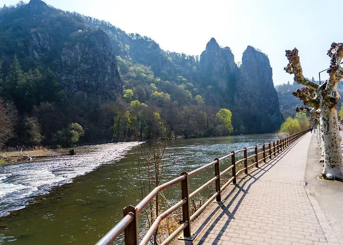 Vakantiehuis Am Fluss. Baubiologisch Renoviert.